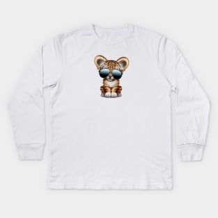 Cute Baby Tiger Wearing Sunglasses Kids Long Sleeve T-Shirt